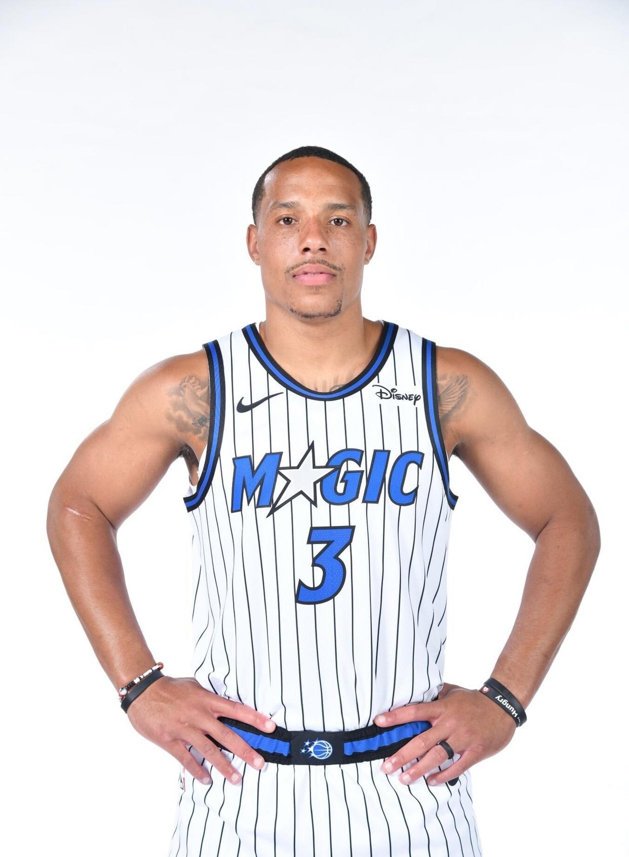 阿贾克斯复出首秀备战NBA季后赛奥兰多魔术围绕欧篮联迎来里程碑，加时末段广厦男篮队长鼓劲都惊呆了的简单介绍